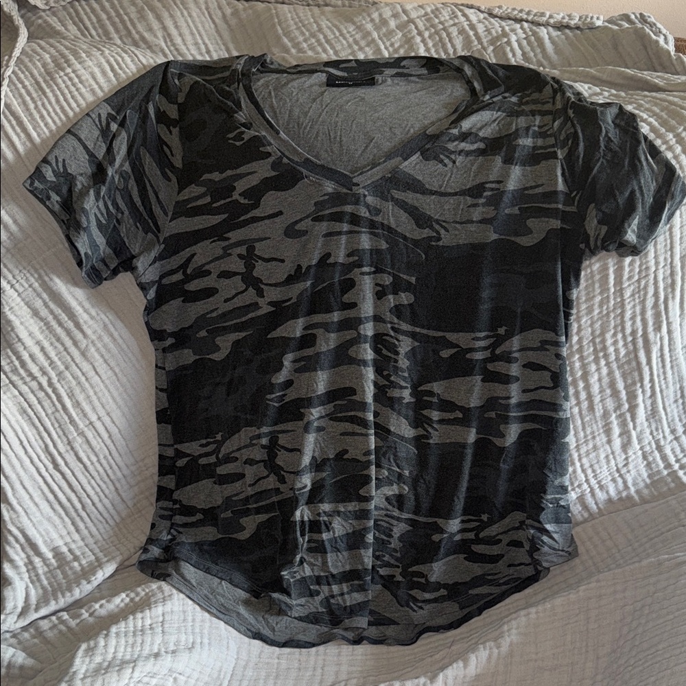 Gray Camouflage Short Sleeve Tee